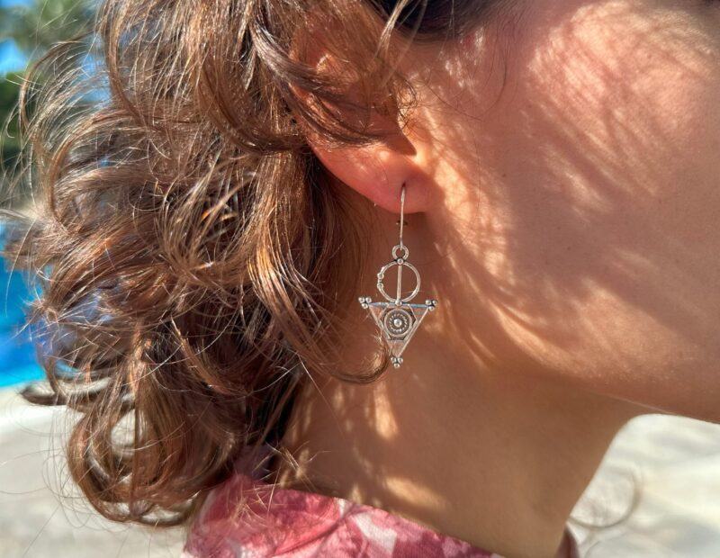 Handmade silver fibula earrings - Image 3