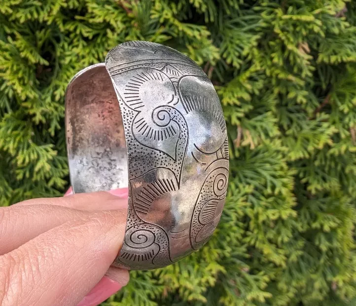Women's Berber Silver Etched Cuff Bracelet - Image 5