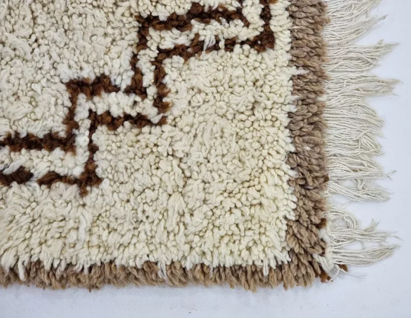 Berber Geometric Brown Wool  Rug 2'7"x5'7" - Image 4