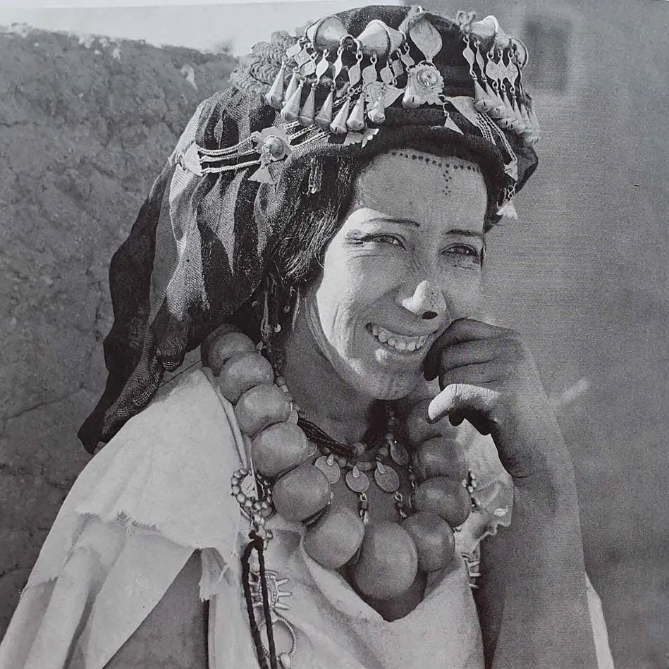 Traditional Amazigh hair braiding techniques in Morocco