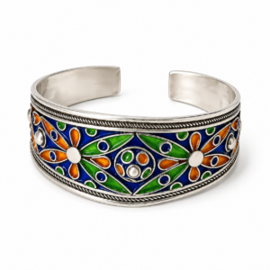 Amazigh Silver Bracelet – Moroccan Accent for Daily Wear