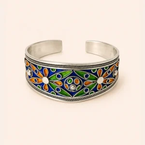 Amazigh Silver Bracelet – Moroccan Accent for Daily Wear