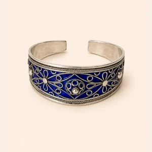 Amazigh Silver Bracelet – Moroccan Accent for Daily Wear