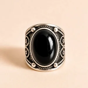 Amazigh Silver Ring – Symbolic Berber Finger Jewelry