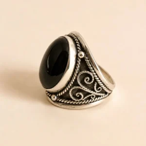 Amazigh Silver Ring – Symbolic Berber Finger Jewelry