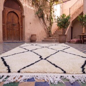 Wool Rug – Cream & Black Diamond Berber Rug