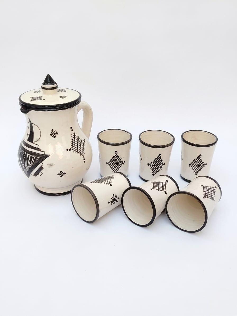 Amazigh Geometric Ceramic Piece – Painted Moroccan Table Detail