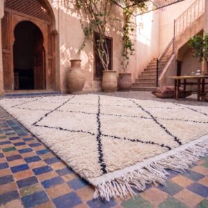 Wool Rug – Cream & Black Diamond Berber Rug