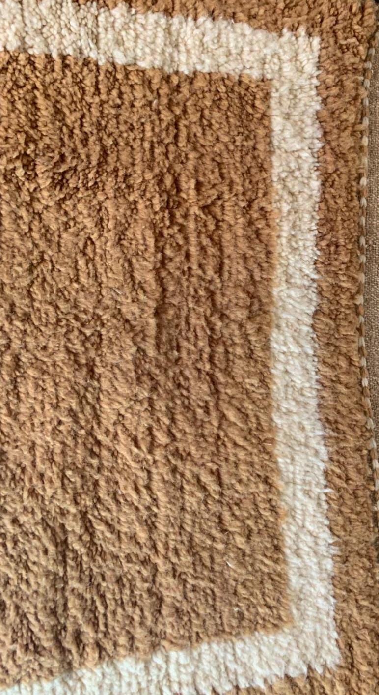 Camel Beige Berber Wool Rug – Minimal Moroccan Atlas Carpet