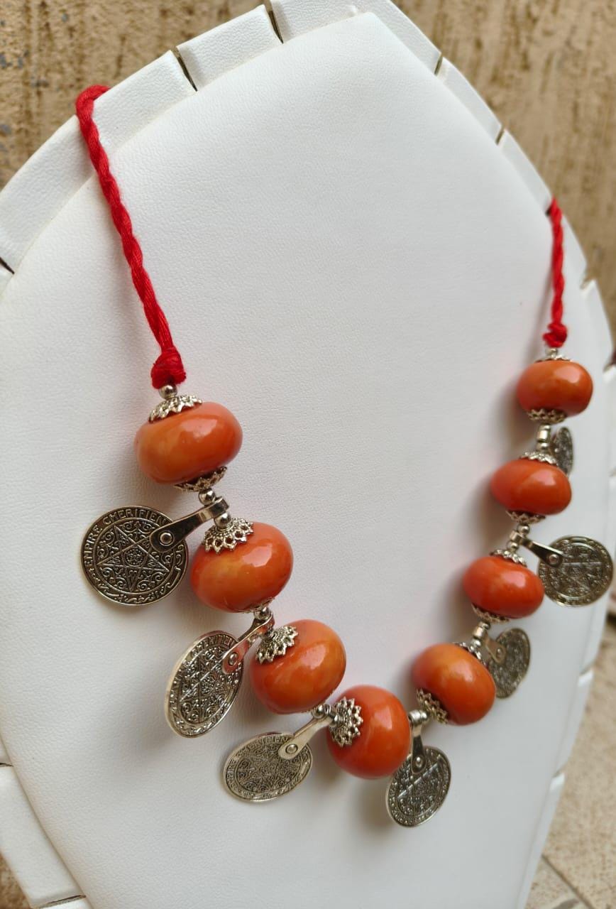 Amazigh Silver Coin Necklace – Symbolic Pendant for Everyday Styling