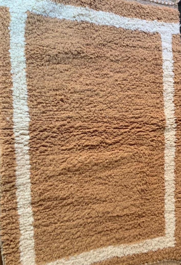 Camel Beige Berber Wool Rug – Minimal Moroccan Atlas Carpet