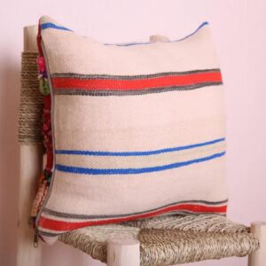 Handmade Kilim Pillow Cover – Vintage Berber Wool Cushion