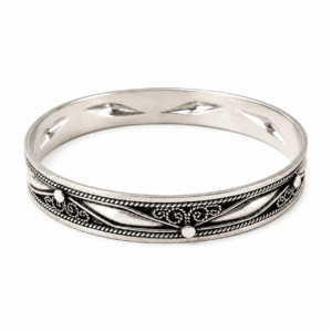 Amazigh Silver Geometric Bracelet – Amazigh Jewelry with Character