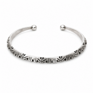 Amazigh Silver Geometric Bracelet – Amazigh Jewelry with Character