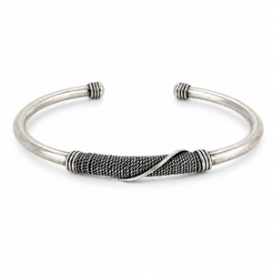 Amazigh Silver Geometric Bracelet – Moroccan Accent for Daily Wear