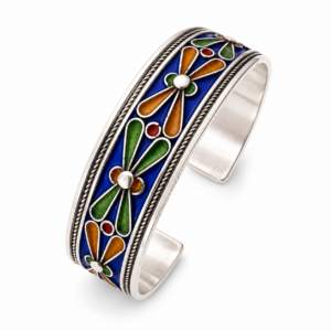 Amazigh Silver Geometric Bracelet – Moroccan Accent for Daily Wear