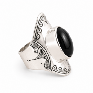 Amazigh Silver Geometric Ring – Symbolic Berber Finger Jewelry