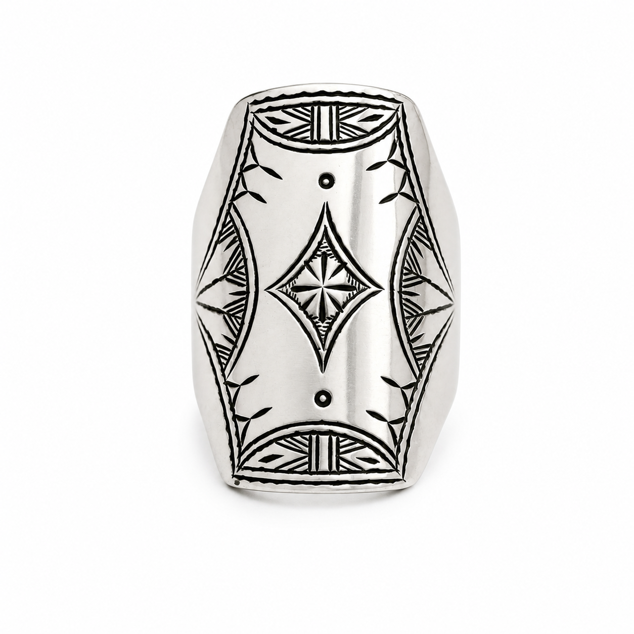 Amazigh Silver Shield Ring – Geometric Lozenge Flame Design