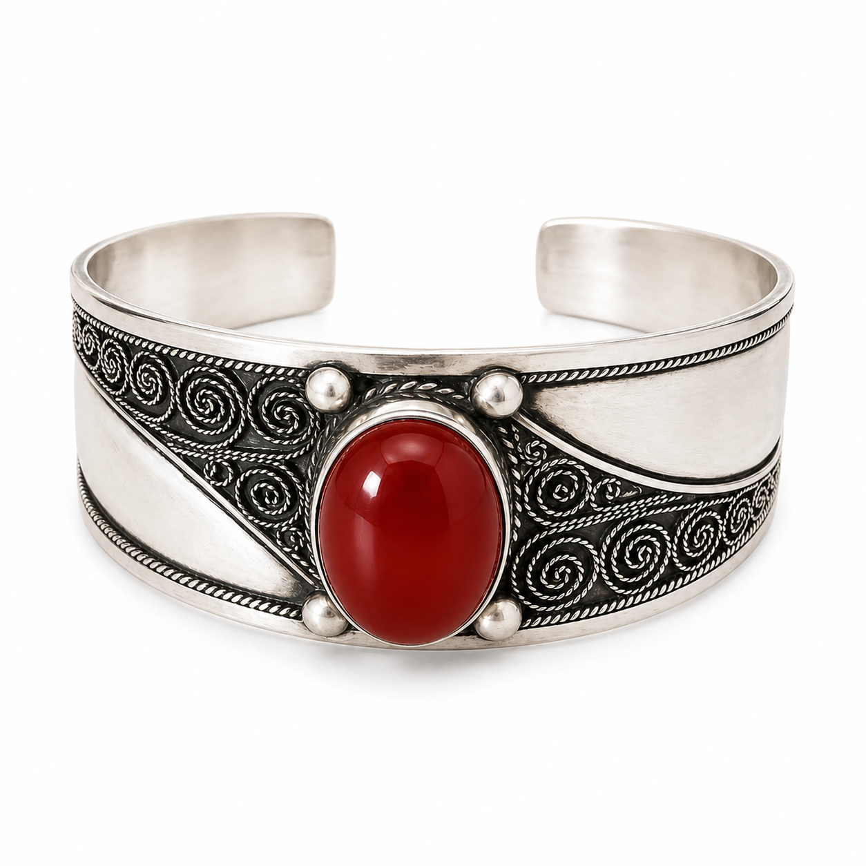 Amazigh Silver Symbol Bracelet – Amazigh Jewelry with Character