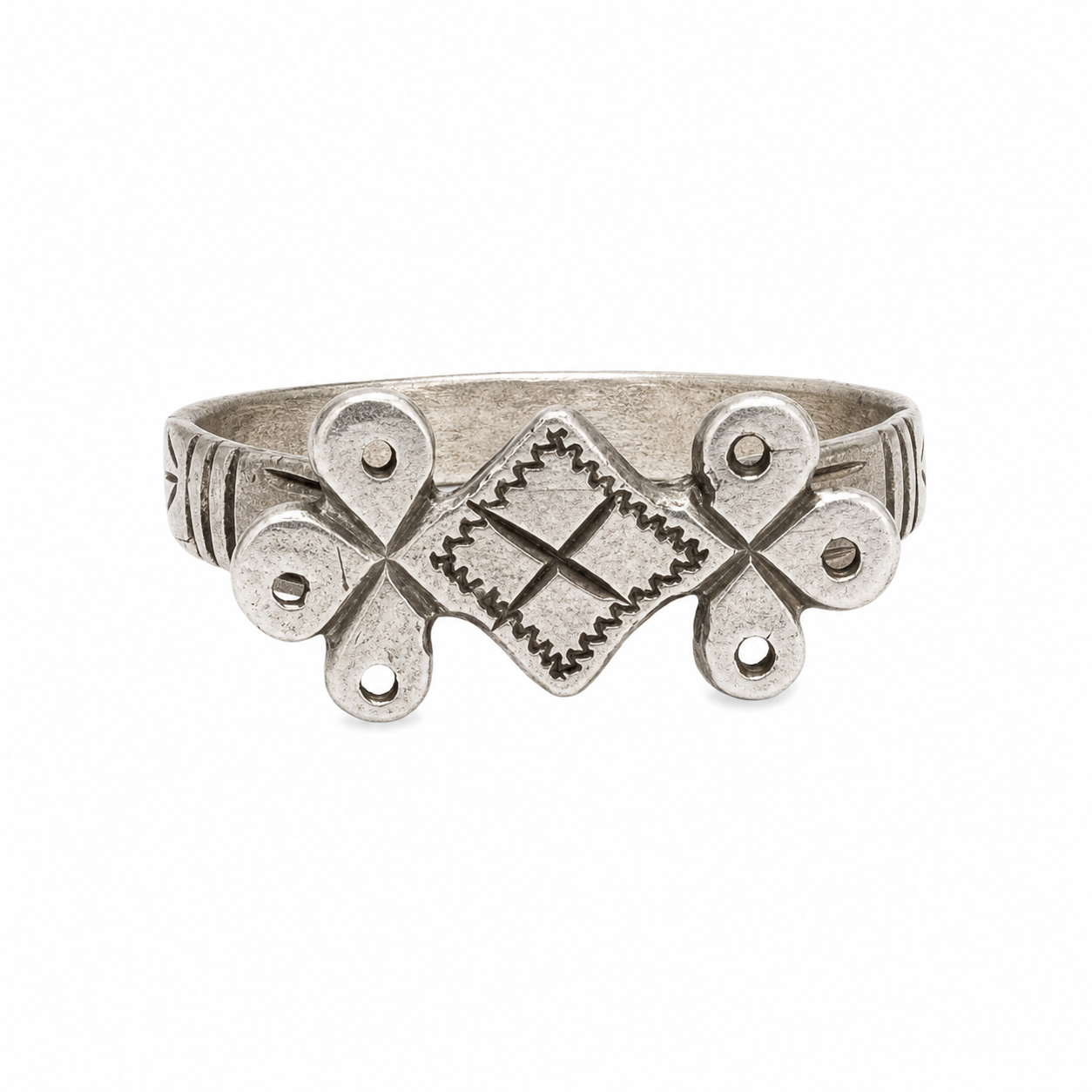 Antique Berber Silver Ring: Sahrawi Tuareg Engraved Tribal Jewelry, Size 9