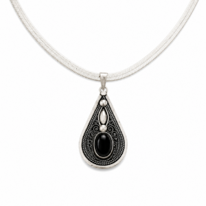 Anya Necklace – Amazigh Silver Pendant Jewelry