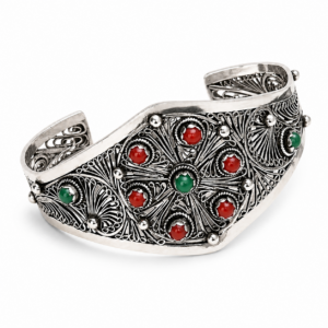 Berber Silver Geometric Bracelet – Moroccan Accent for Daily Wear