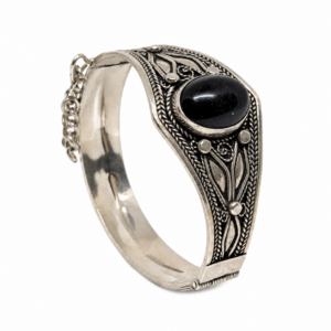Vintage Berber Sterling Silver Cuff Bracelet: Agate Stone, Amazigh Tribal Jewelry