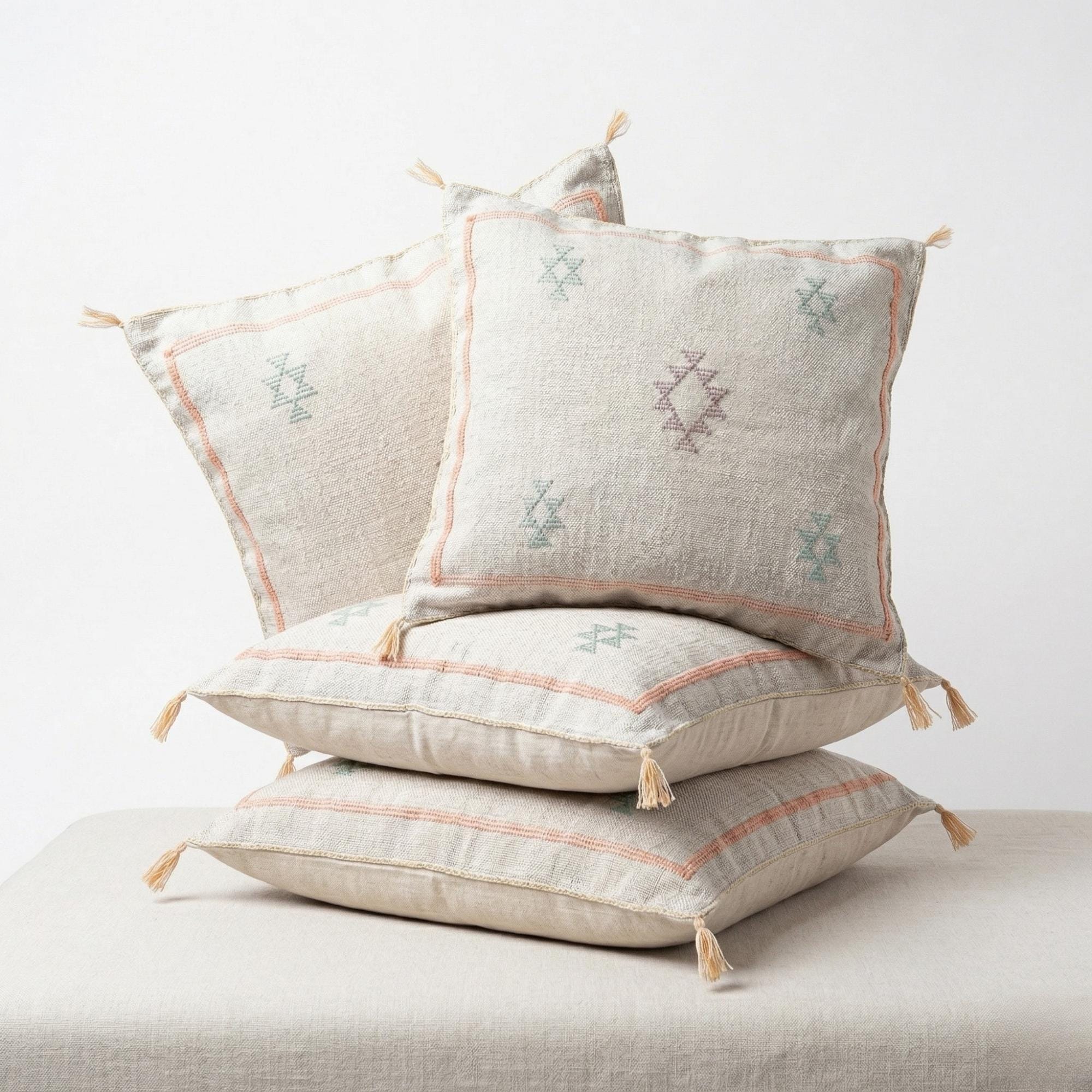 Berber Off-White Cactus Silk Handmade Sabra Cushion Pillow
