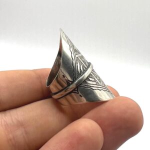 Tuareg Sterling Silver Amazigh Ring: Berber Tribal Boho Ethnic Jewelry (Size 65 FR / 11 US)