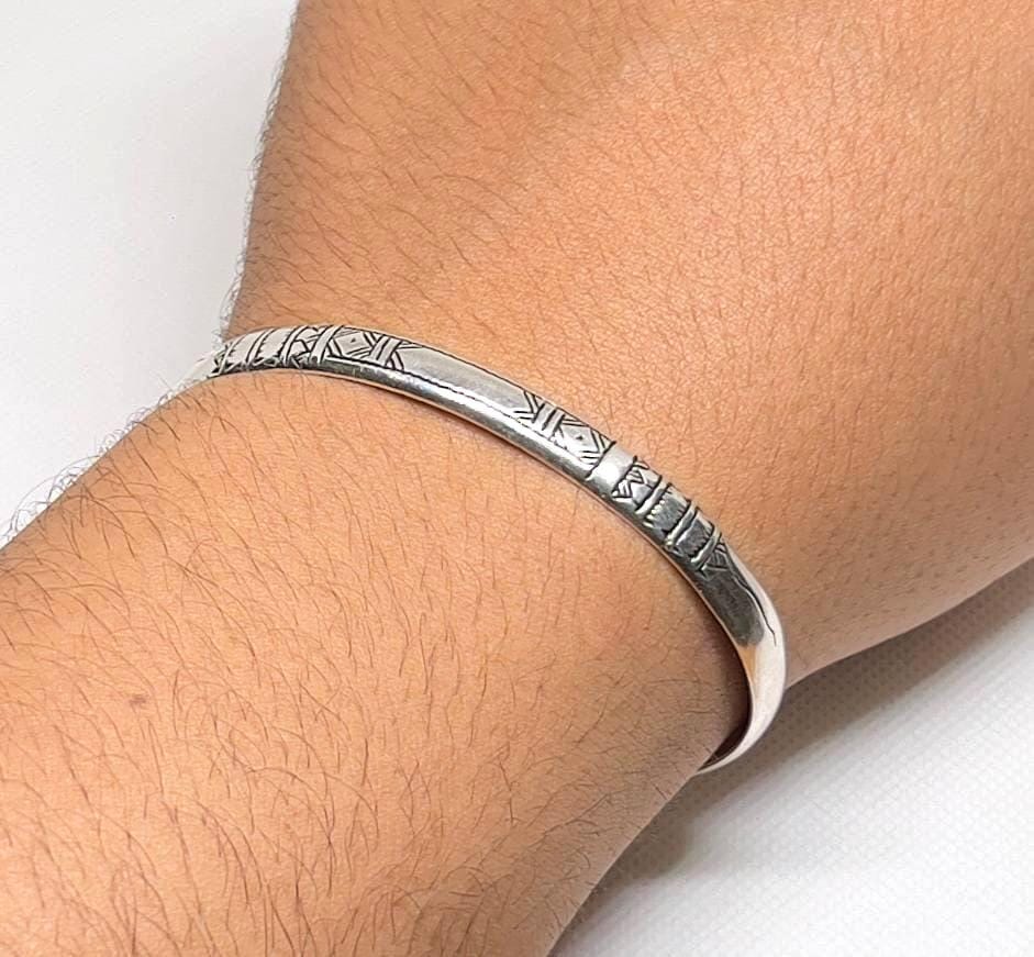 Niger Mali Tuareg Berber Cuff Bracelet: Sterling Silver Tribal Bangle