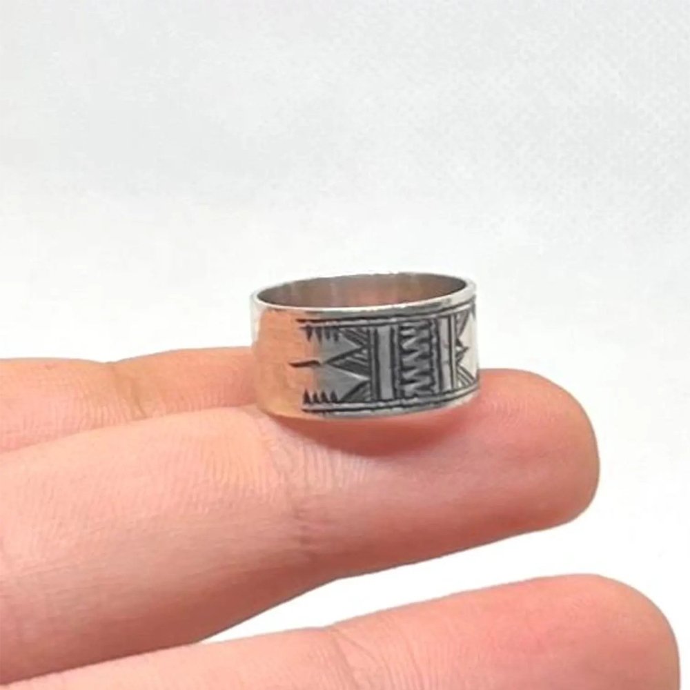 Handmade Sterling Silver Tuareg Cross Ring: Engraved Berber Ethnic Tribal Jewellery