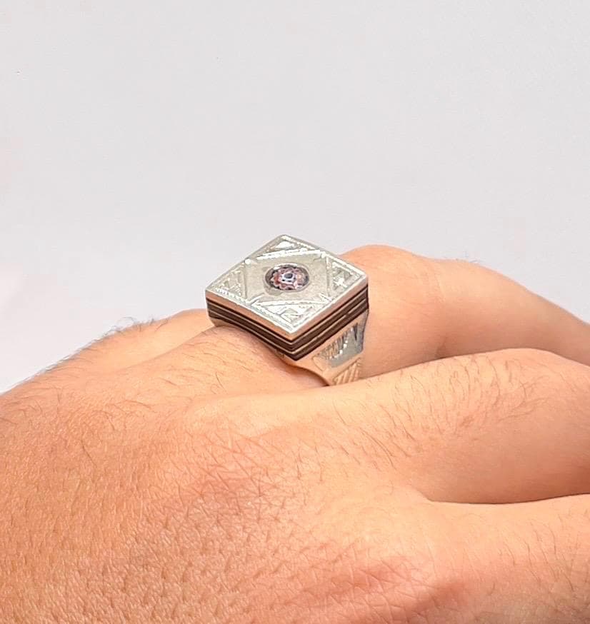 Tuareg Sterling Silver Ring with Chevron Bead - Size 12