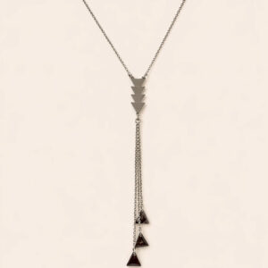 Tirglit Necklace - Amazigh Silver Pendant Jewelry