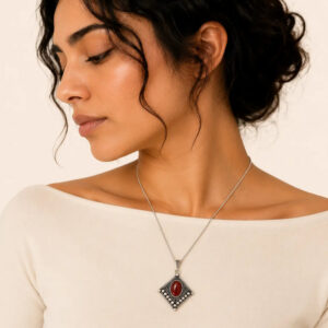 Tuda Necklace - Amazigh Silver Pendant Jewelry