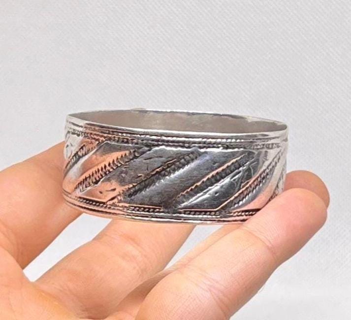Vintage Berber Sterling Silver Bangle, Tribal Cuff Bracelet