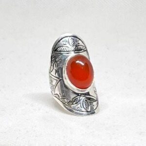Vintage Tuareg Carnelian Sterling Silver Ring: Engraved Berber Band