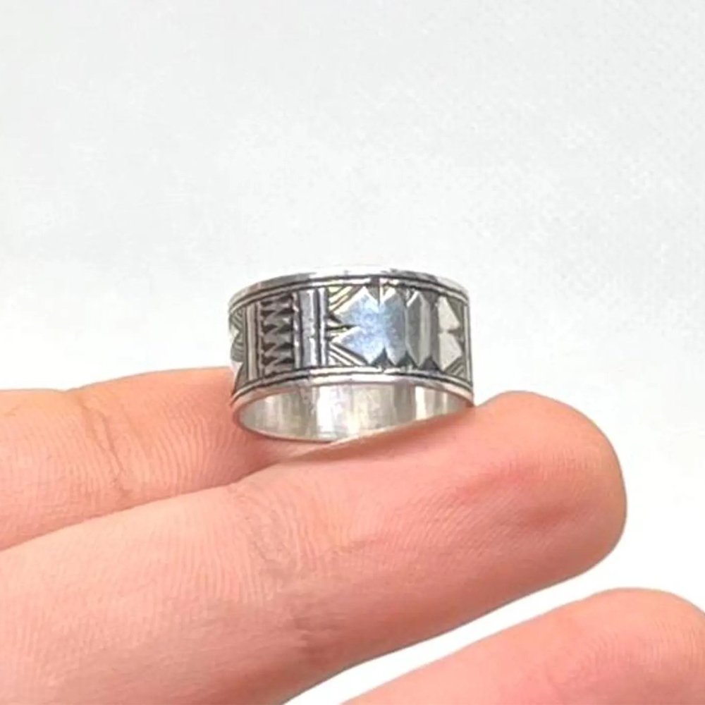 Handmade Sterling Silver Tuareg Cross Ring: Engraved Berber Ethnic Tribal Jewellery