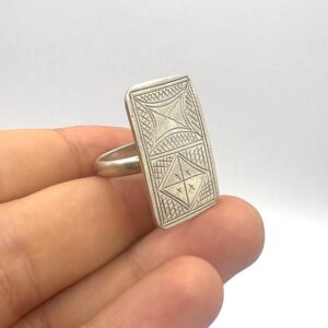 Vintage Handmade Tuareg Berber Engraved Sterling Silver Ring: Tribal Ethnic Boho Jewelry