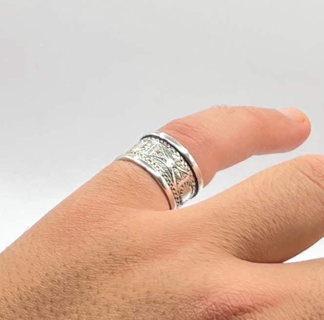 Handmade Sterling Silver Tuareg Ring: Berber Tribal Jewelry, Size 9 US
