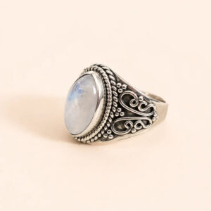 Amazigh Silver Ring – Drifa Moonstone Eye Filigree Design