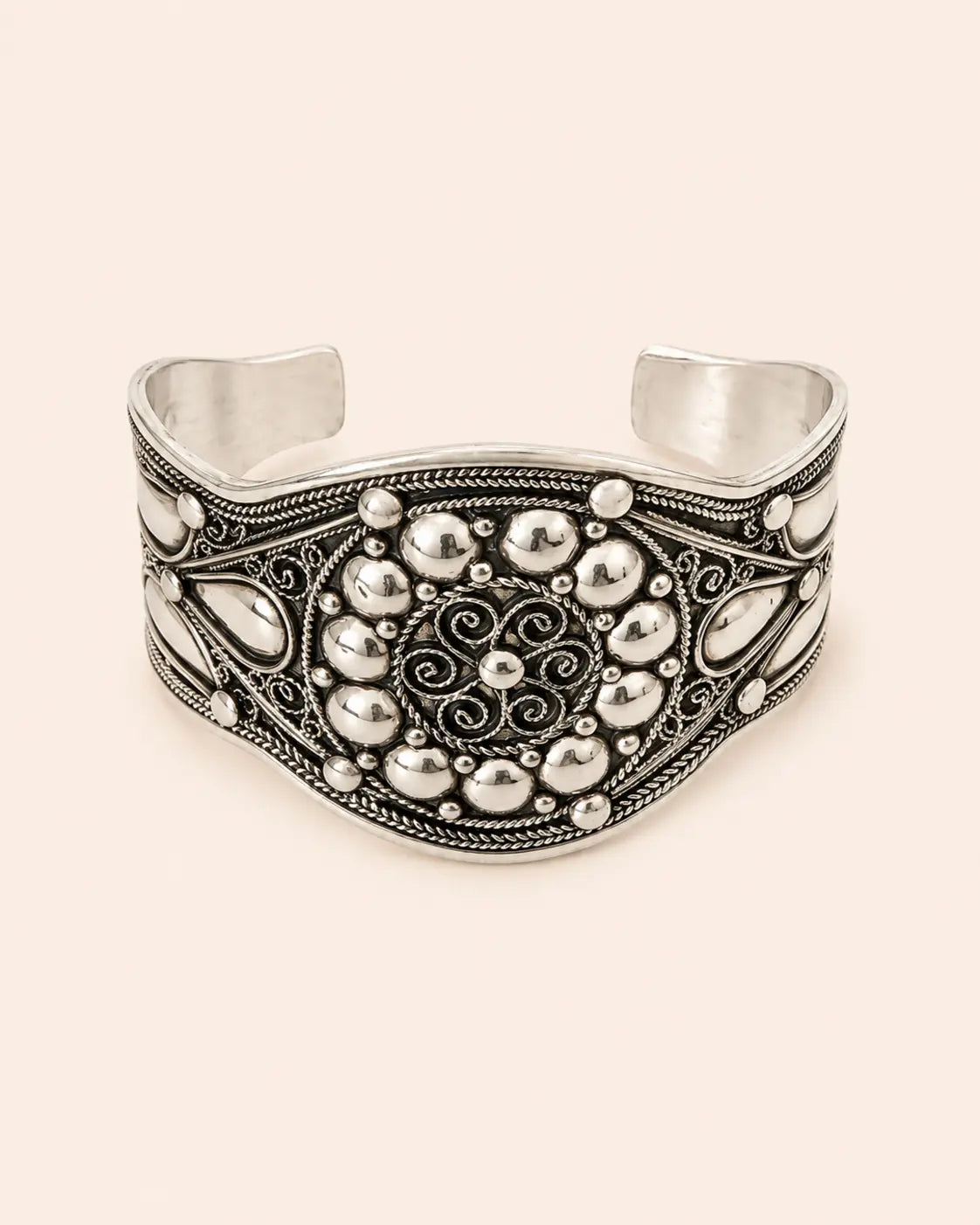 Amazigh Silver Bracelet – Kahina Queen Emblem Cuff Design