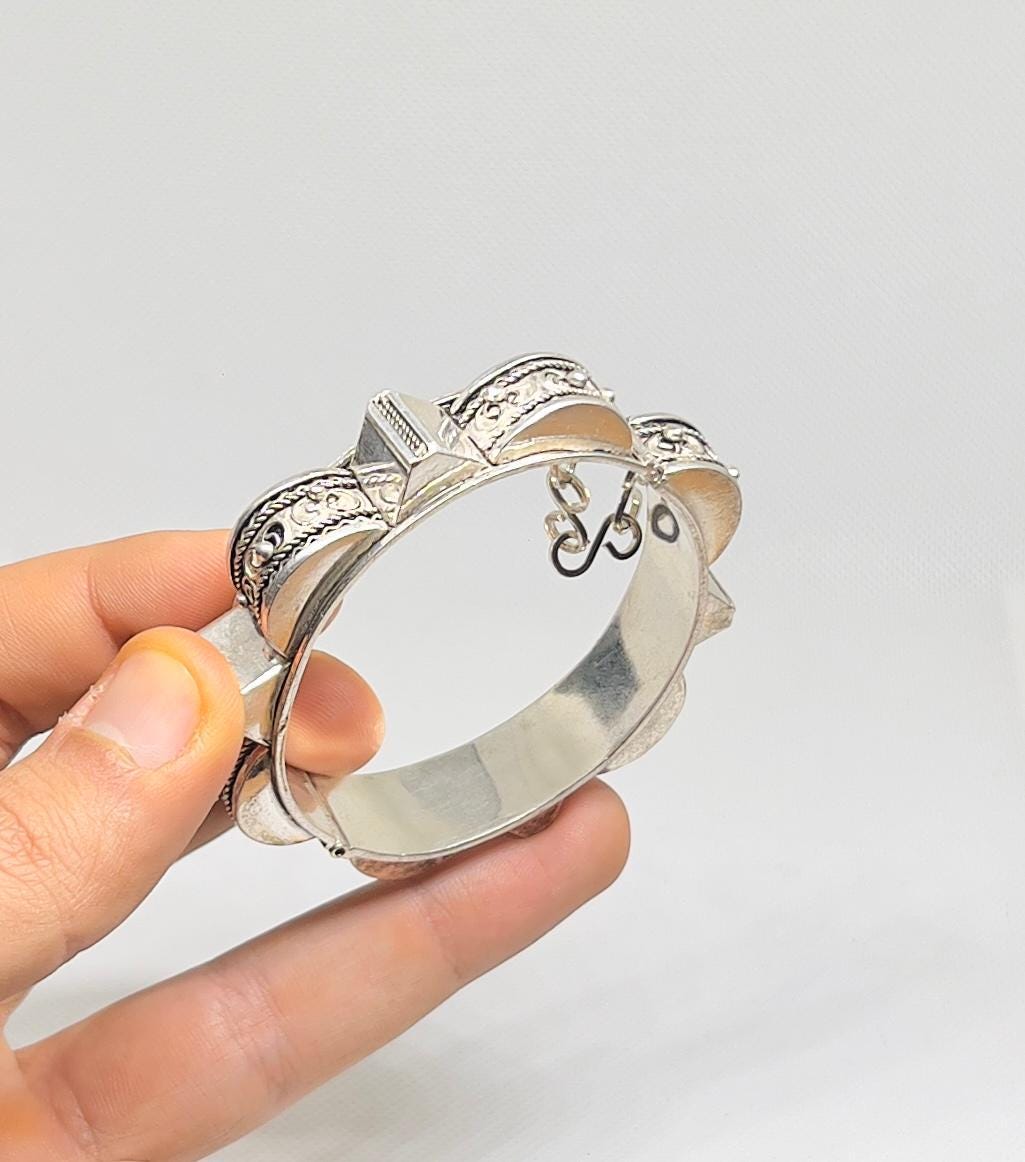 Berber Bracelet Pyramids Silver Cuff: Berber Bangle Handmade Ethnic African Engraved Tribal Jewelry