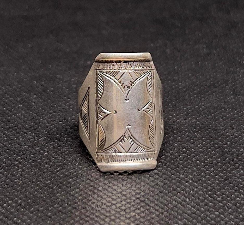 Handmade Sterling Silver Tuareg Ring: Berber Tribal Jewelry, Size 9
