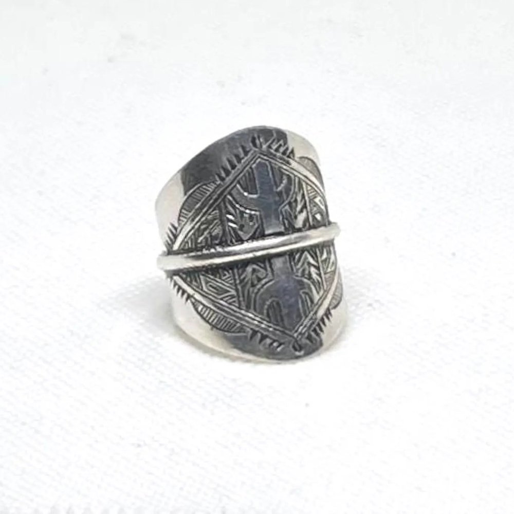 Handmade Sterling Silver Berber Amazigh Yaz Ring: Tribal Tuareg Jewelry, Size 56 EU