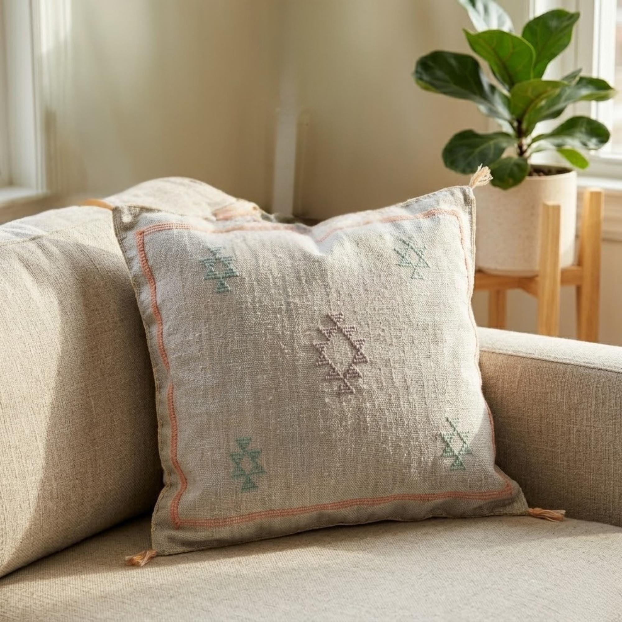 Berber Off-White Cactus Silk Handmade Sabra Cushion Pillow