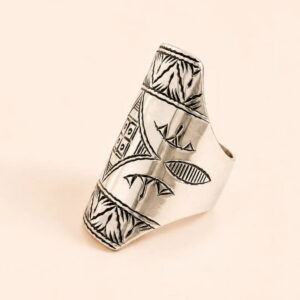 Amazigh Silver Shield Ring – Geometric Lozenge Flame Design