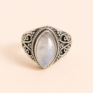 Amazigh Silver Ring – Drifa Moonstone Eye Filigree Design
