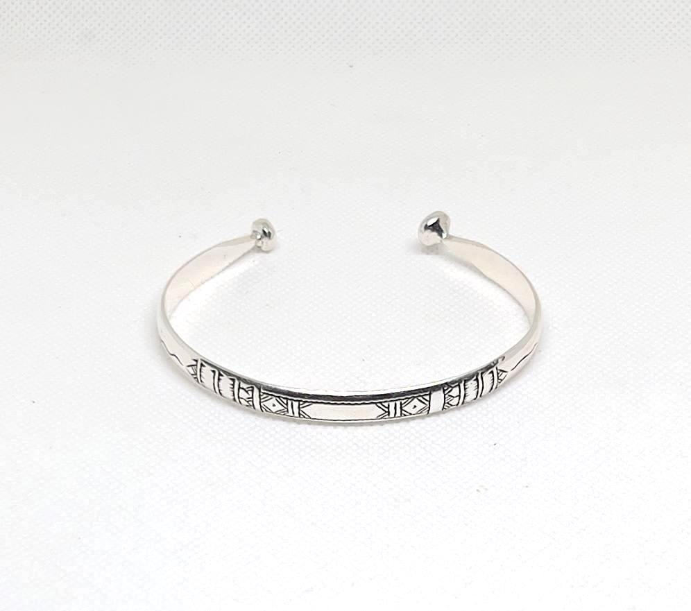Niger Mali Tuareg Berber Cuff Bracelet: Sterling Silver Tribal Bangle