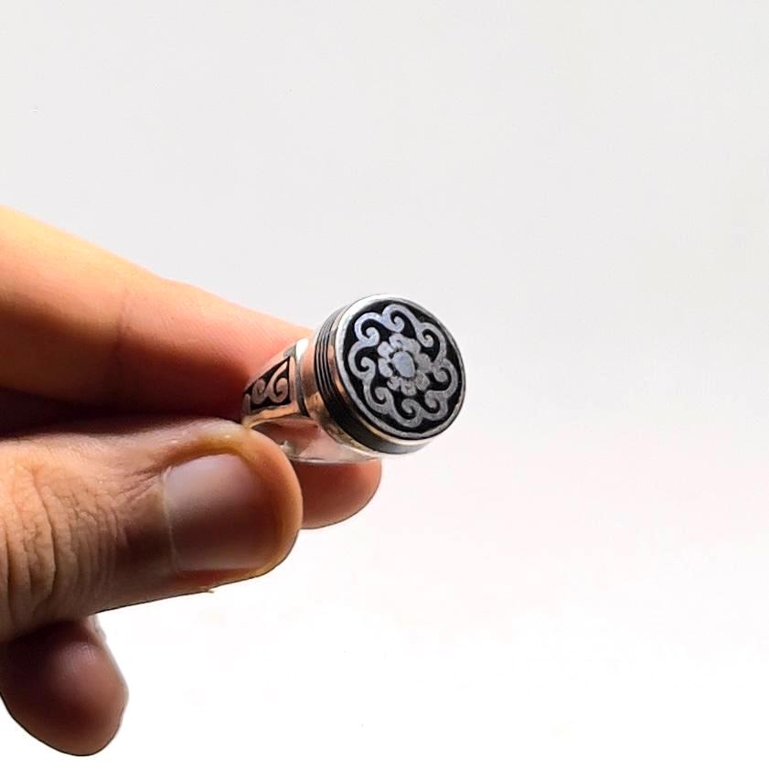 Engraved Ebony & Sterling Silver Tuareg Ring: Berber Tribal Jewelry