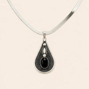 Anya Necklace - Amazigh Silver Pendant Jewelry
